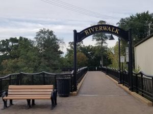 Pretty Riverwalk in Downtown Wisconsin Dells for families to walk.